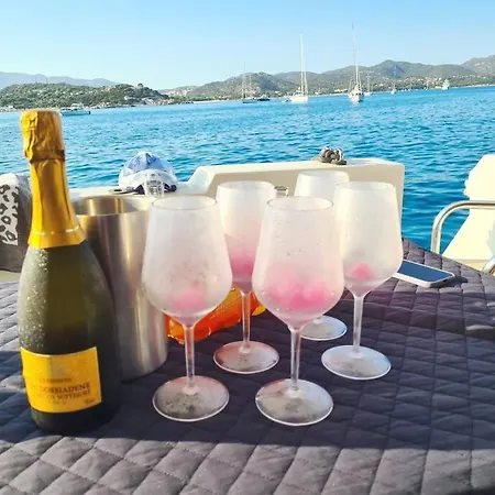 Casa Cavour 2 Via Del Mare Iun R1784 *