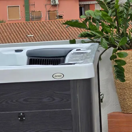 بيت للعطل Casa Cavour 2 Via Del Mare Iun R1784